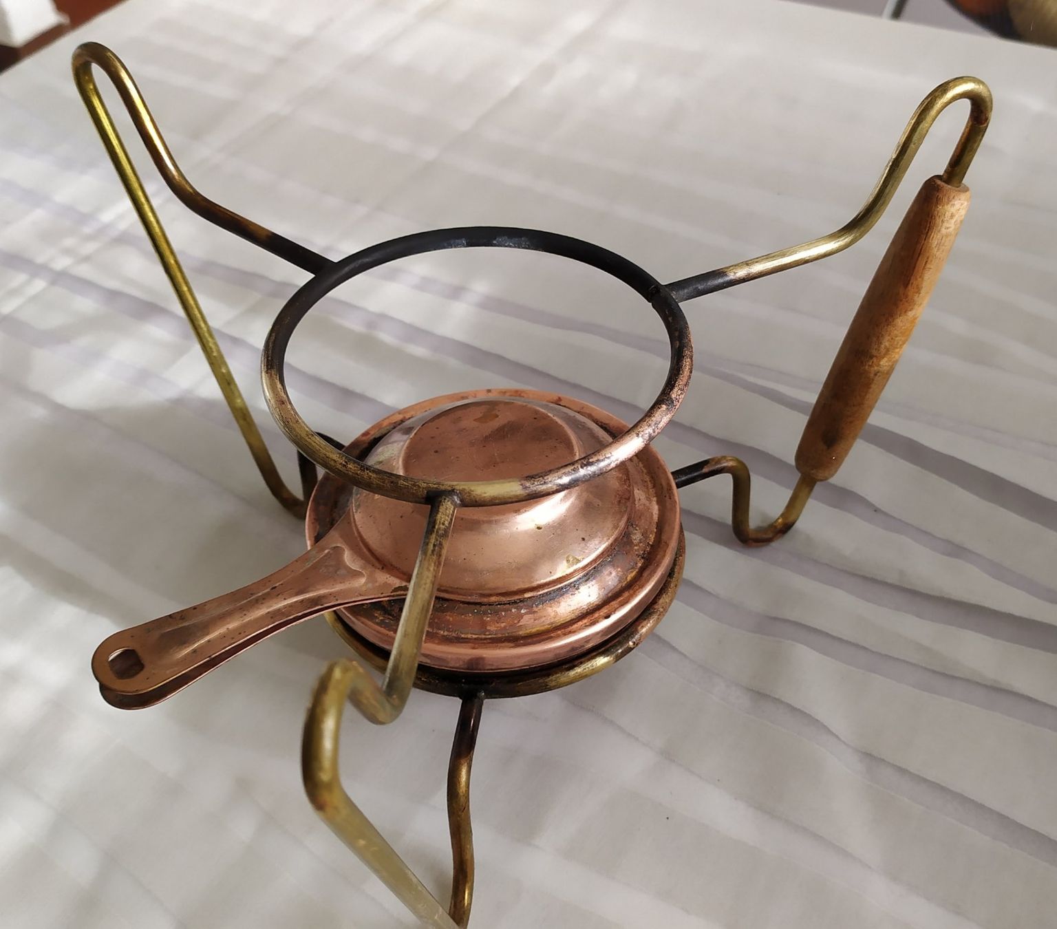 Küchengeräte: Altes Rechaud mit Messing/Kupfer , nostalgisch – Gebraucht aus Chezard St-Martin von Loucail 1
