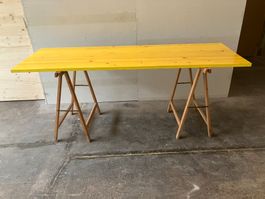 neue Schalungstafel ca. 200 x 70 x 2.6 cm + 2 Böckli ab 1.-
