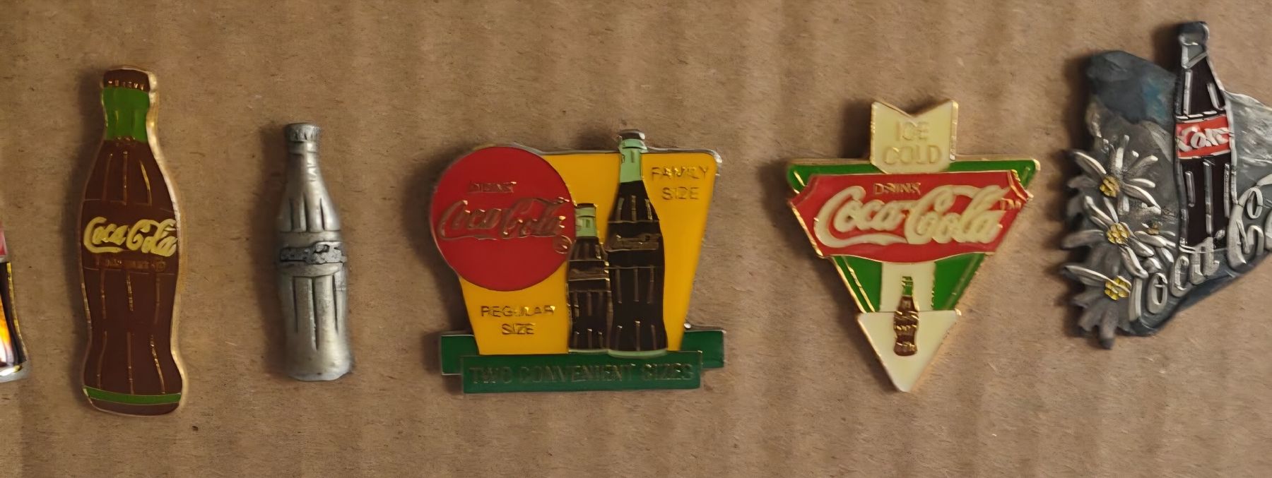 Coca-Cola Plaketten & Abzeichen: 9 Coca Cola Pins – Gebraucht aus Luzern von Luzern_Energy 1