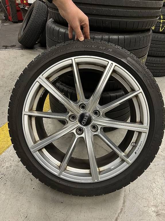 Audi Felgen: Cerchi Audi 19" – Gebraucht aus Sementina von nikkor72