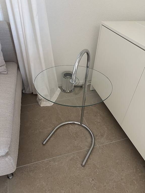 Tavoli: Beistelltisch Sidetable Silber Glas – Usato da Zürich venduto da car_9sdb 1