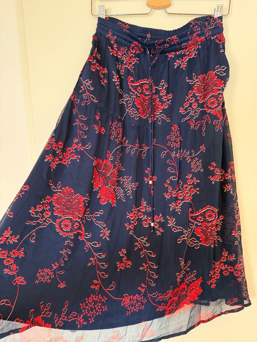 Röcke: Flowery skirt – Gebraucht aus Grandvaux von b_lucia_s