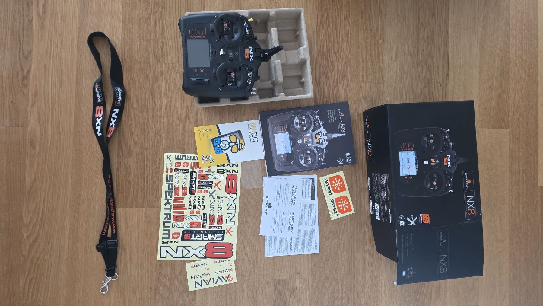 Spektrum Commande à distance: Fernsteuerung Spektrum NX8 – Neuf (Voir description) à Worben par ivi_ 2