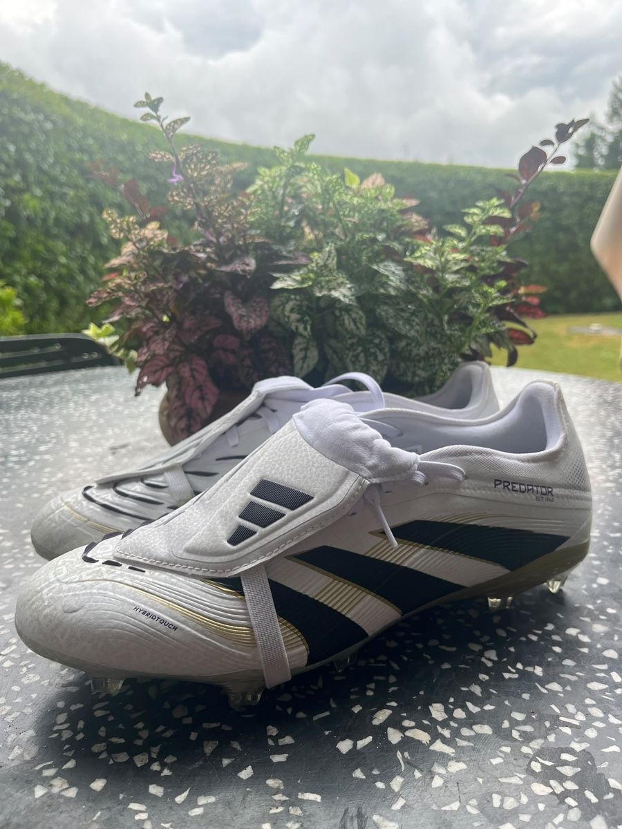 Adidas Chaussures hommes: Predator Elite FG  – D'occasion à Vaduz par jon_vy5m