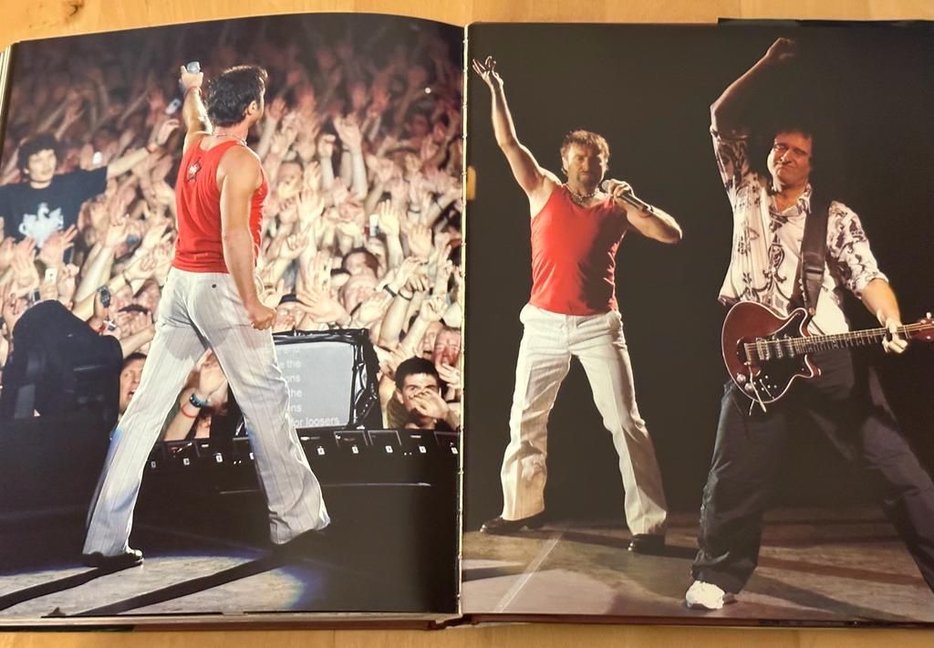 Bücher: Queen Foto Buch (Live, Studio & Backstage) – Gebraucht aus Belp von B7L0 8