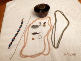 Kunvolut alter Schmuck, Ketten, Ringe Manschettenknöpfe, etc