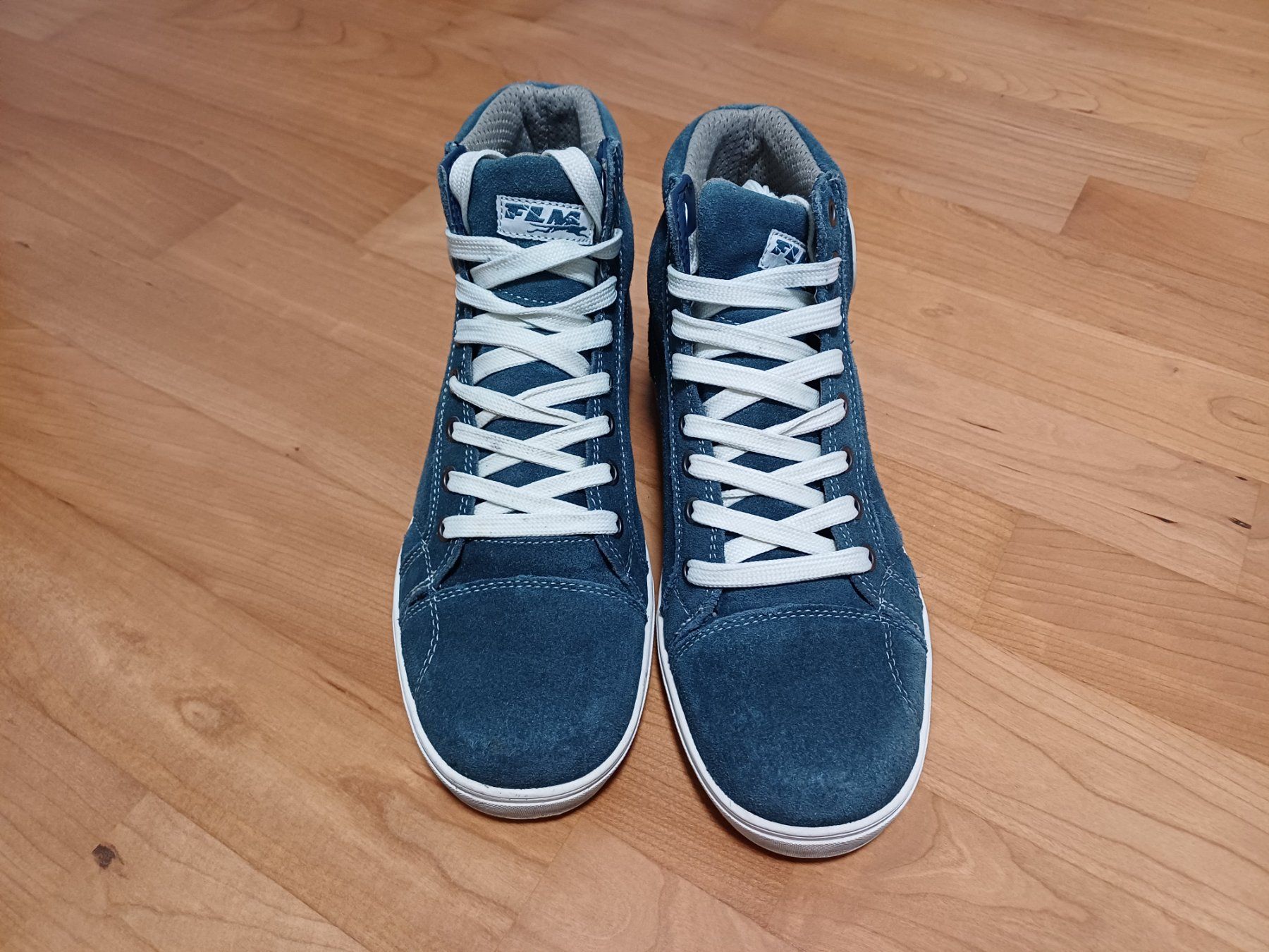 FLM Scarpe da uomo: FLM City Schuh 1.0 Blau Grösse 40 – Usato da Kägiswil venduto da lia_7k55