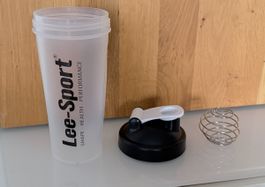 Lee-Sport Shaker mit Mischball