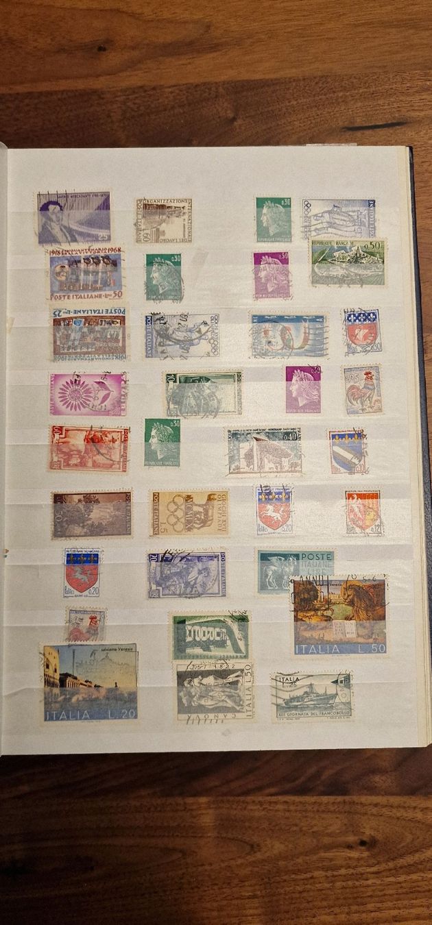 Tutti i francobolli: Briefmarkensammlung international – Usato da Stüsslingen venduto da dolphine_blue 8