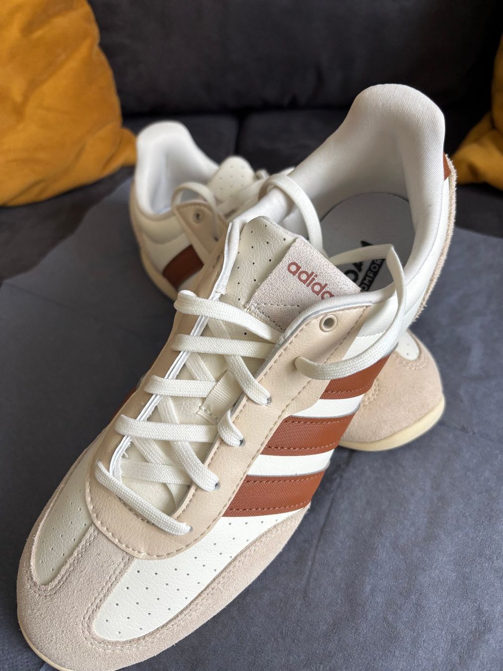 Adidas Chaussures femmes: ADIDAS CLOUDFOAM Sneaker – Neuf (Voir description) à Merishausen par yourdream