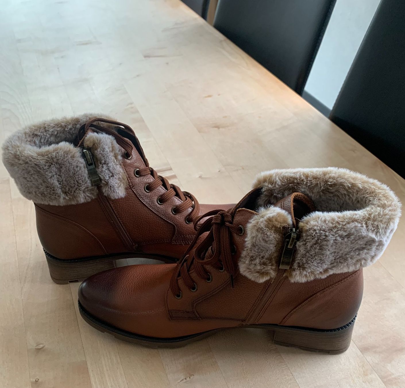 Scarpe da donna: Damen-Stiefeletten Gr.42 – Nuovo (secondo la descrizione) da Azmoos venduto da Verwir64 2