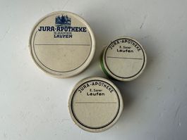 Alte Werbedosen aus Karton