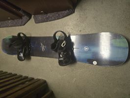 Burton Flight Attendant 156 Snowboard S-Rocker Made in Austr