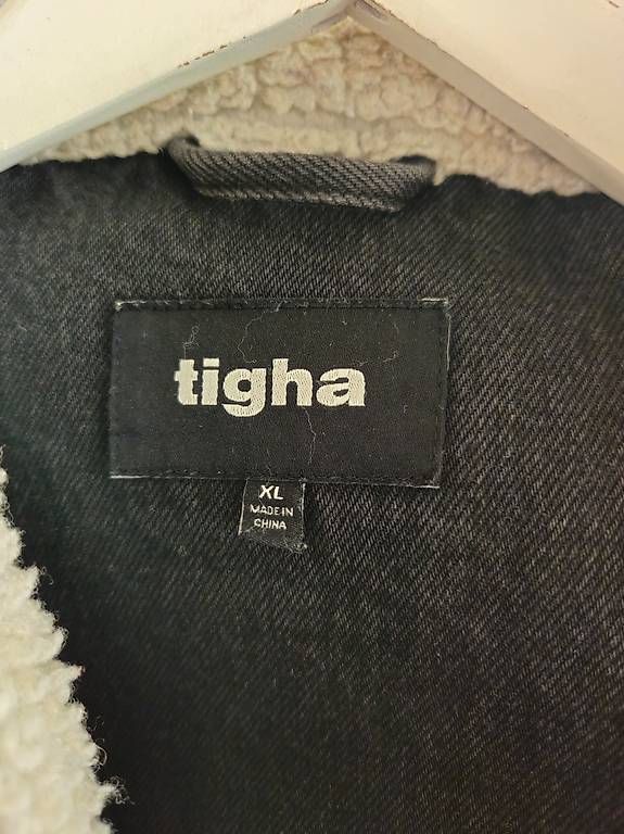 Giacche: Tigha Jeans Jacke grau XL – Usato da oensingen venduto da df1988 2