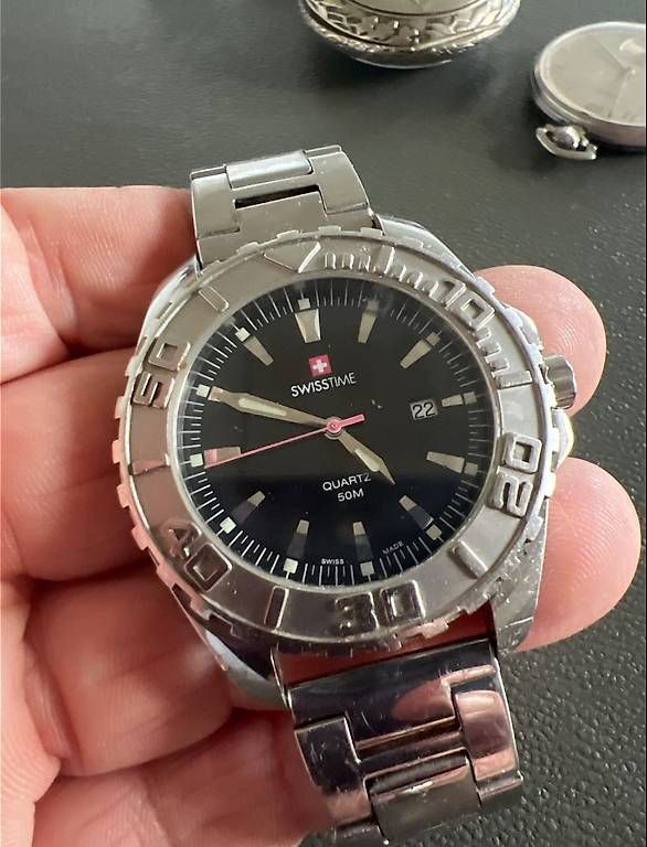 Orologi: Swiss Time 42 mm Quartz  – Usato da Bern venduto da majorel
