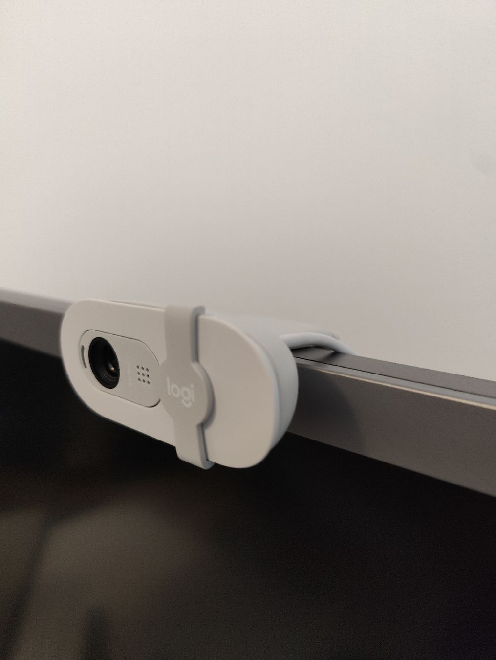 Logitech Webcams: Logitech Brio 100 Webcam – Neu (gemäss Beschreibung) aus Luzern von ymuehl 1