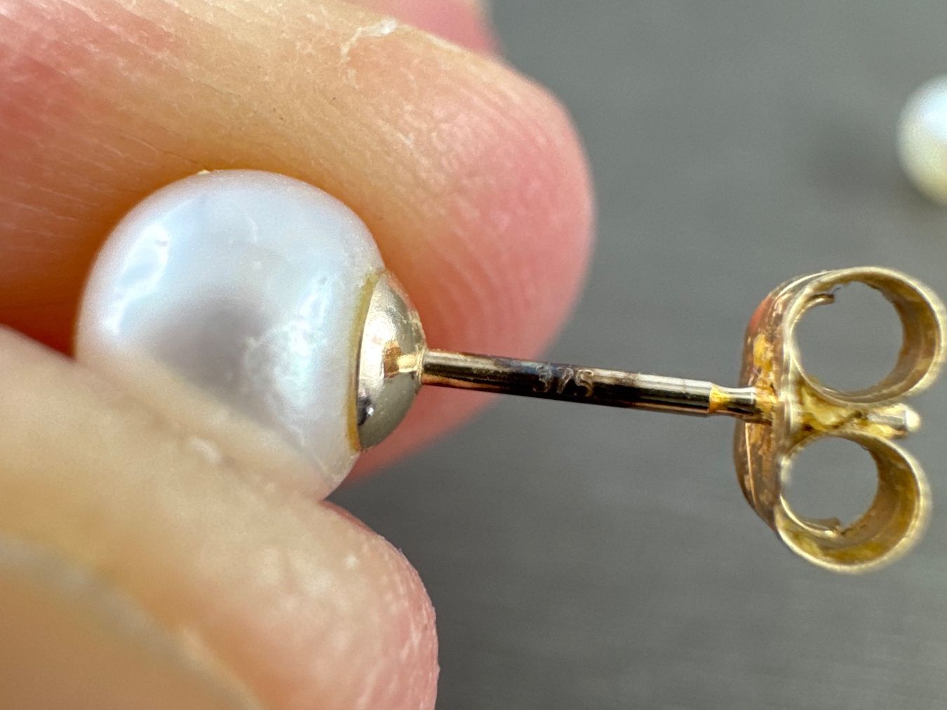 Ohrringe & -stecker: Ohrstecker 375 Gold – Gebraucht aus Niederuzwil von leo_8857 1