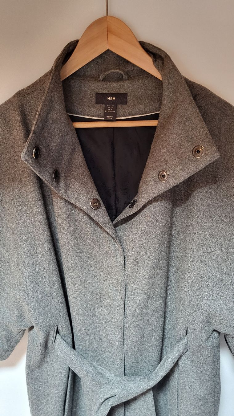 H&M Giacche: Giacca H&M grigia, taglia 34 – Usato da Tesserete venduto da Cat_b