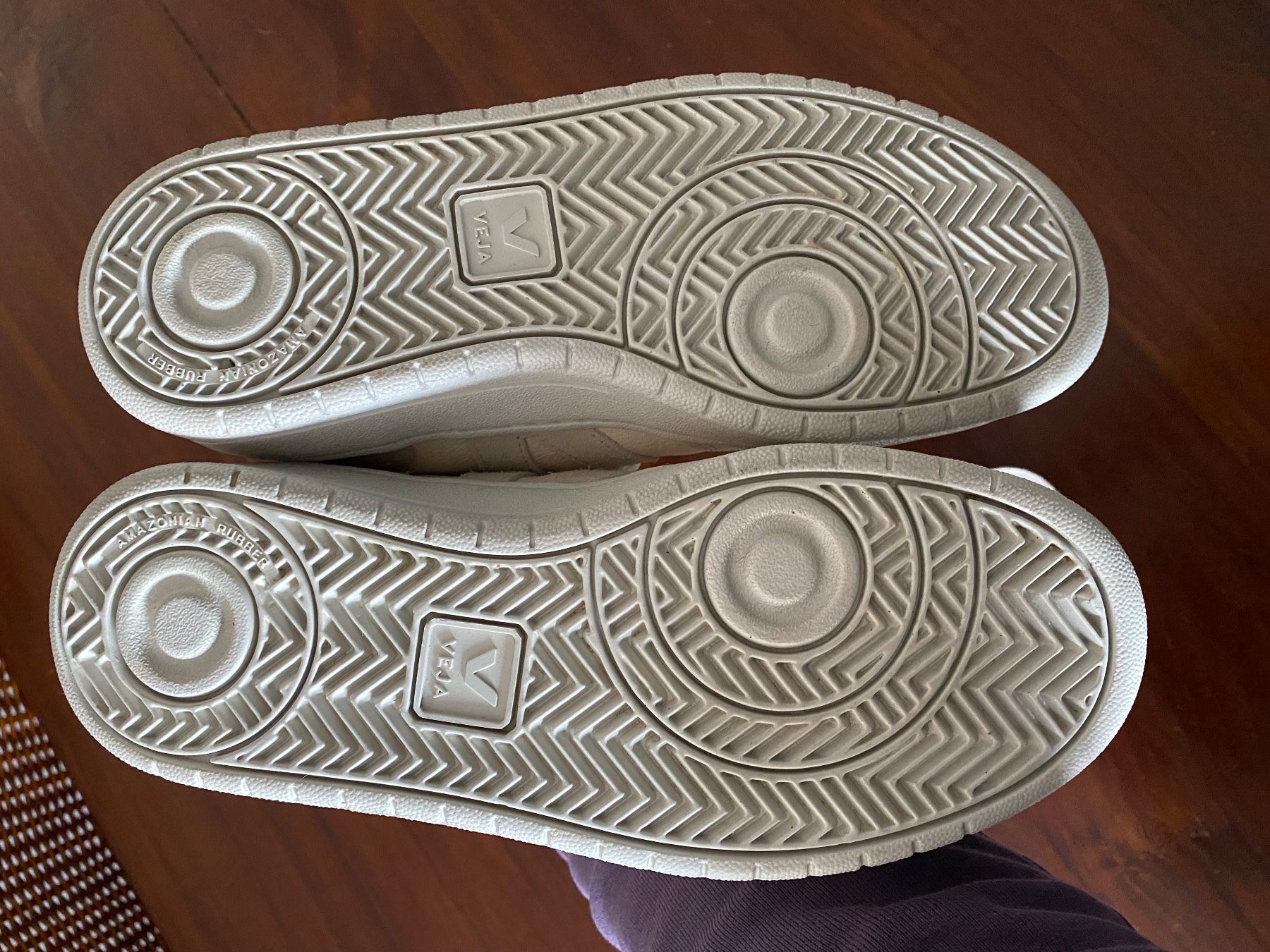 Veja Scarpe da uomo: Nagelneue VEJA V15 Leder Sneaker – Nuovo (secondo la descrizione) da Besazio venduto da lionheart63 8
