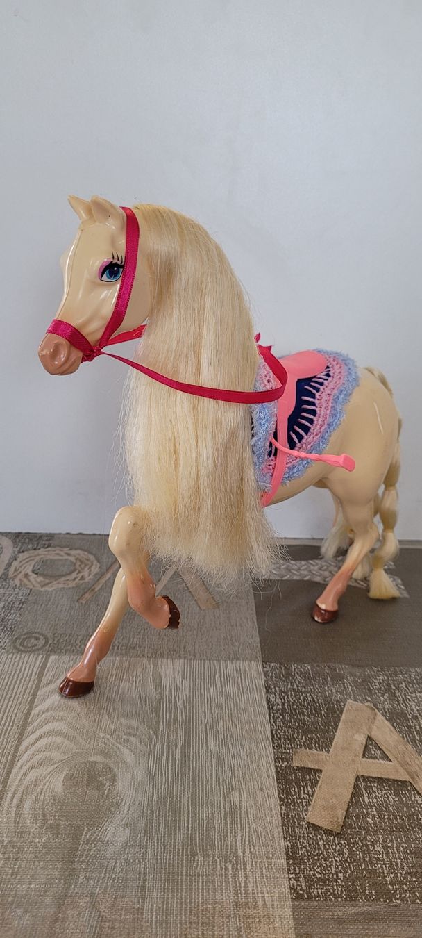 Giocattoli: Barbie Pferd Lockenspass Classy – Usato da Niederbuchsiten venduto da klengyel