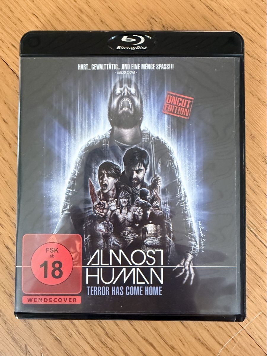 Tutti i DVDs: ALMOST HUMAN Blu Ray Joe Begos Gore (2014) – Usato da Hünenberg venduto da Paddels