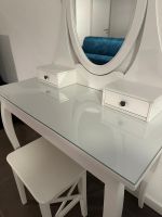 TOILETTE DA CAMERA CON SPECCHIO E SGABELLINO BIANCO