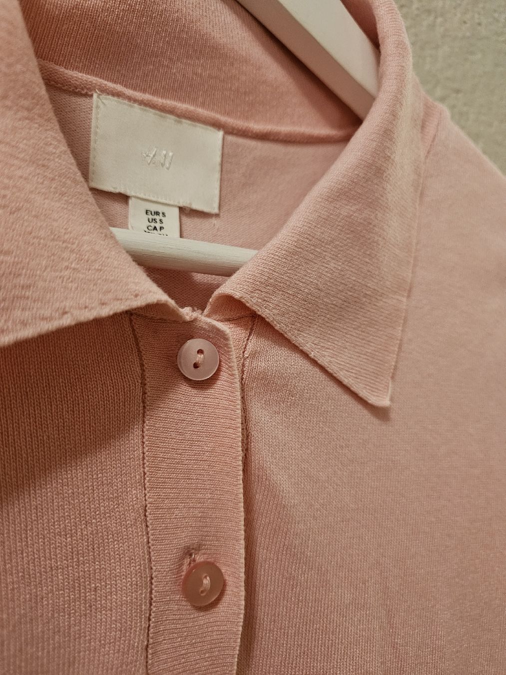 H&M Magliette Polo: H&M Polo-Strickshirt Pink Gr. S Kurzarm – Usato da Bern venduto da Oscarella 2