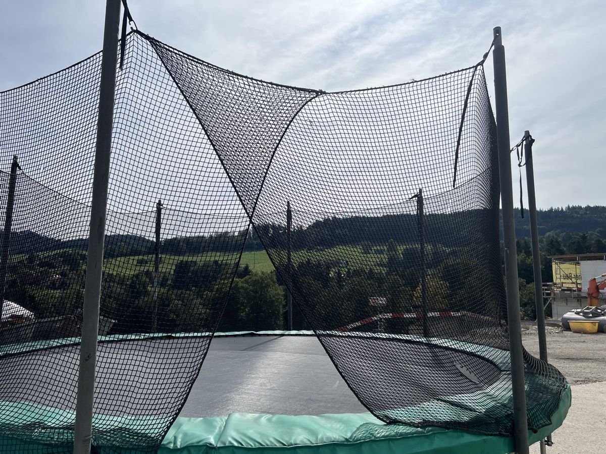 Trampoline: Trampolin SUPERFUN, Durchmesser 5m – Gebraucht aus Hundwil von panzermech 5