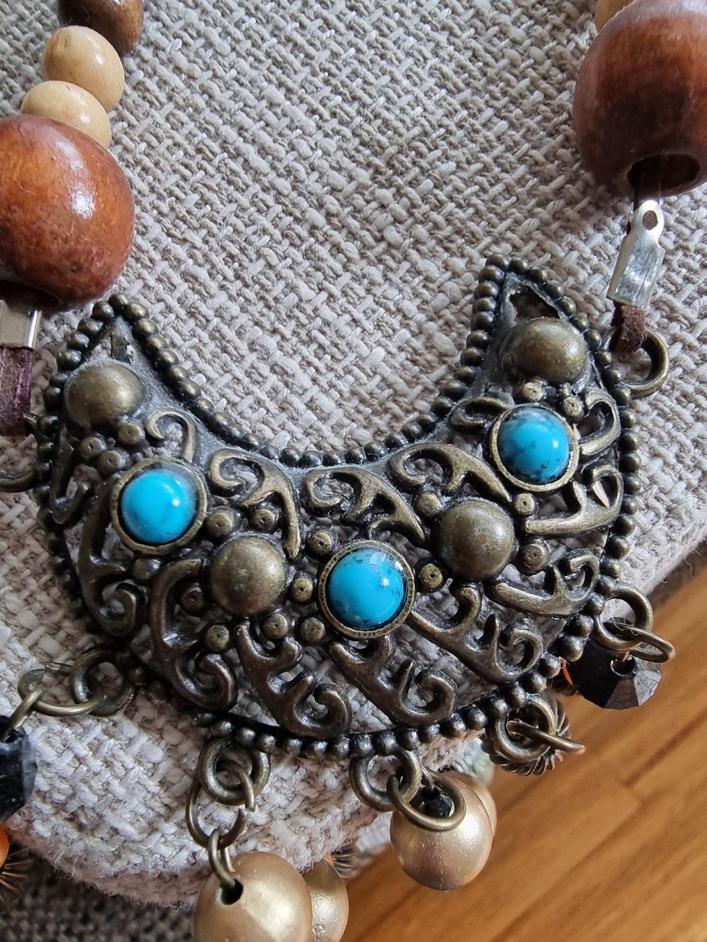 Ketten: Halskette Holz Boho Vintage Stil - ein Blickfang! – Gebraucht aus Veltheim AG von gave04 2