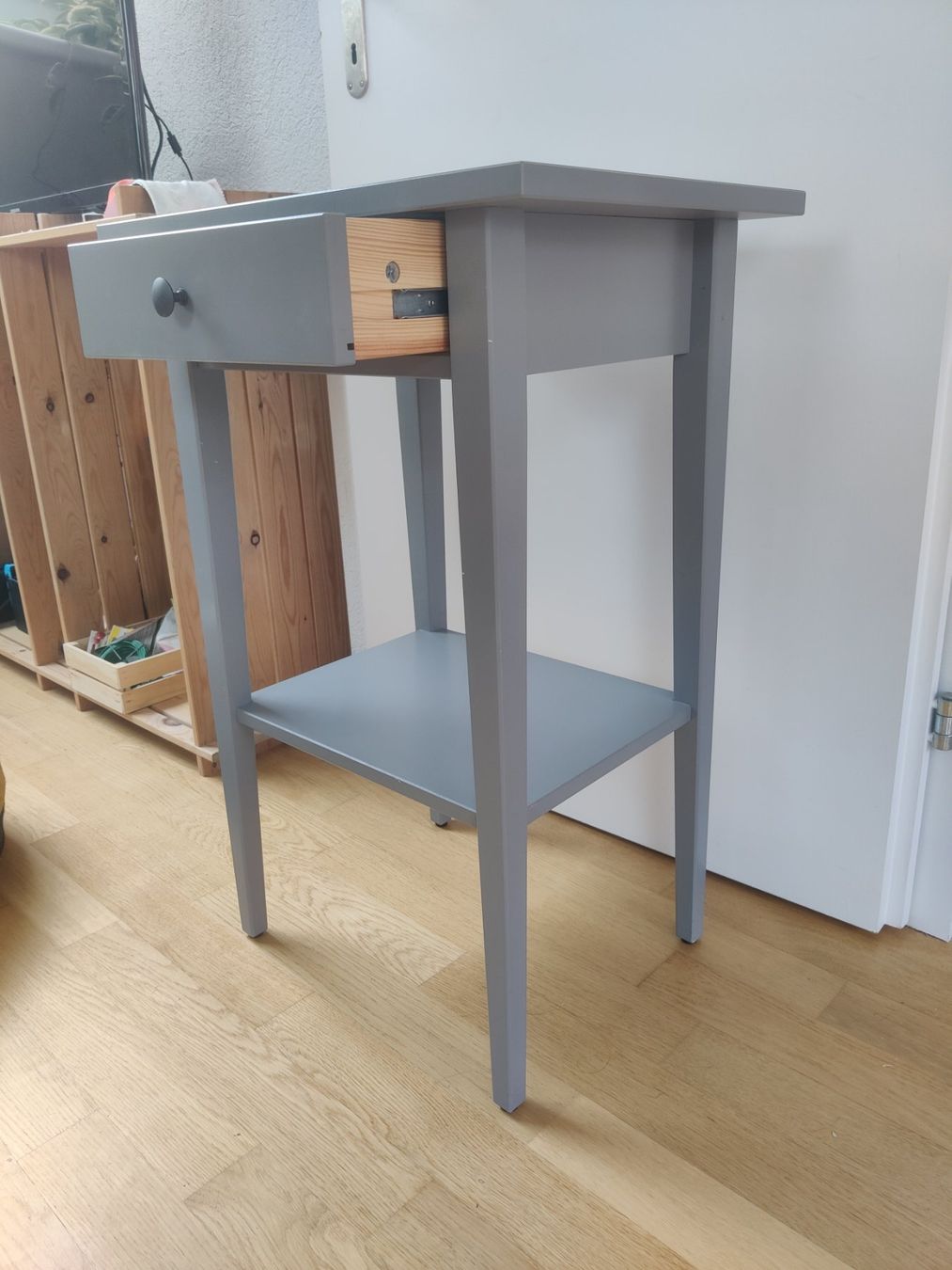 Ikea Nachttische: Night table Ikea – Gebraucht aus Zürich von dav_5xw9 2