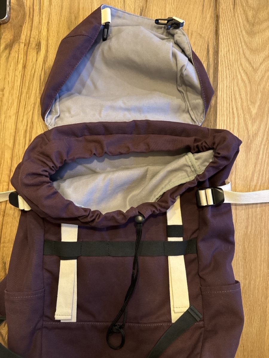 Nikin Zaini: Nikin Stoffrucksack – Usato da Pfäffikon ZH venduto da Fruchtsaft 3
