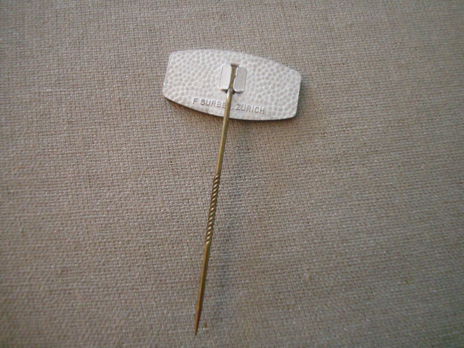 Plaquettes & Badges: Abzeichen - HILF dem Heimarbeiter – D'occasion à Neuenegg par flohcante 2