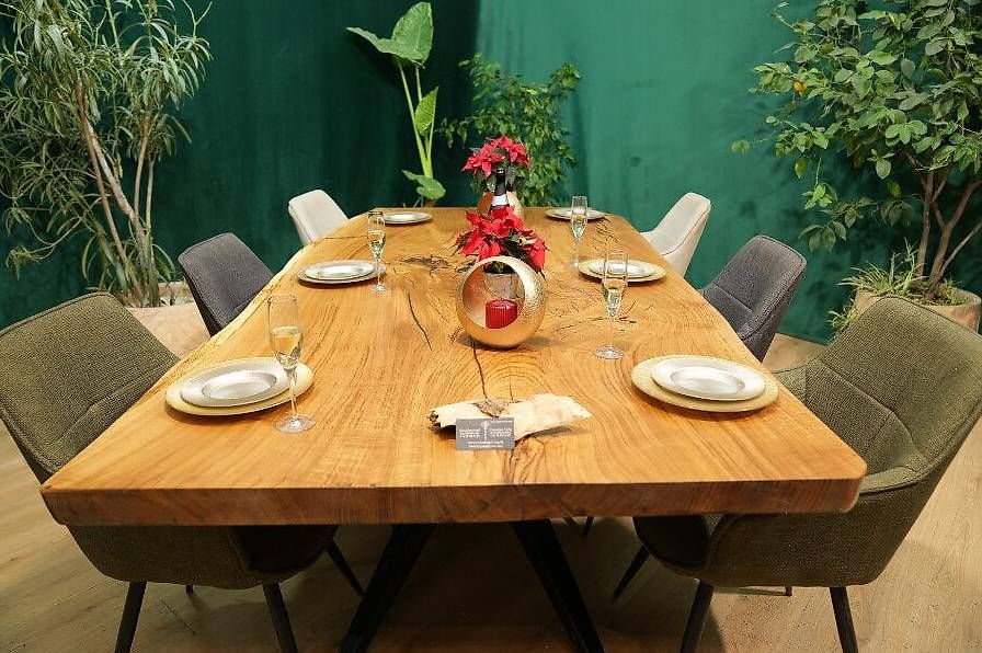 Tables: Eichenesstisch aus 1 Baumscheibe - Einzigartig & Natur pur – D'occasion à Walchwil par Swissdesign_Haag 7