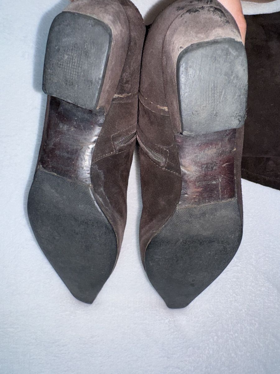 Prada Scarpe da donna: Elegant Brown Suede Knee-High Boots - Size 37 – Usato da Genève venduto da Lux_trend26 2