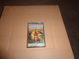 Molly Hatchet - Flirtin' With Disaster Cassette (Rari 1979)