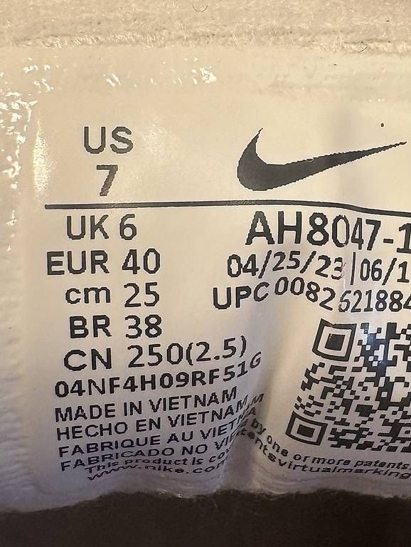 Chaussures hommes: Nike Schuhe  – D'occasion à Muttenz par Callejero 4