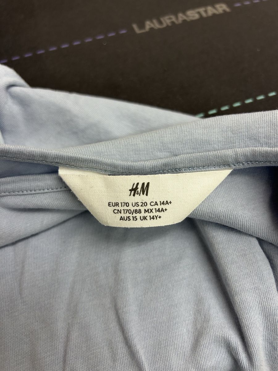 H&M Blusen, T-Shirts & Tops: H&M T-Shirt Hellblau Grösse 170 – Gebraucht aus Wohlen b. Bern von Beppe99 2