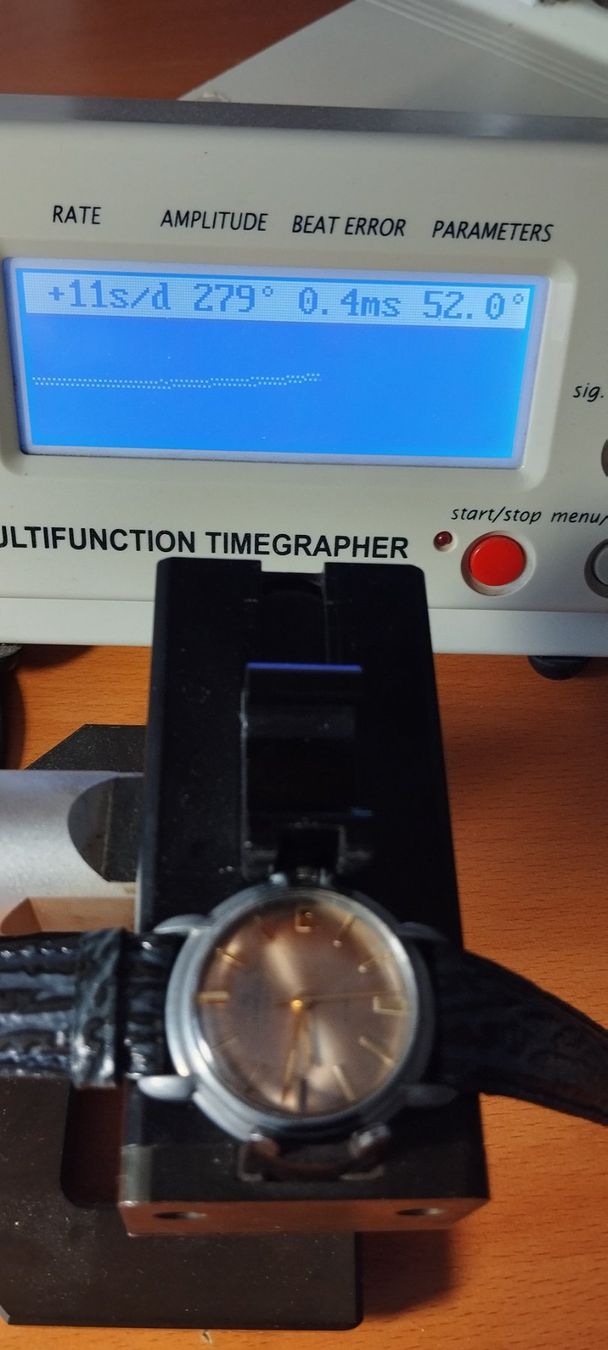 Orologi: Montre récupération – Usato da La Chaux-de-Fonds venduto da jac_9llg 9