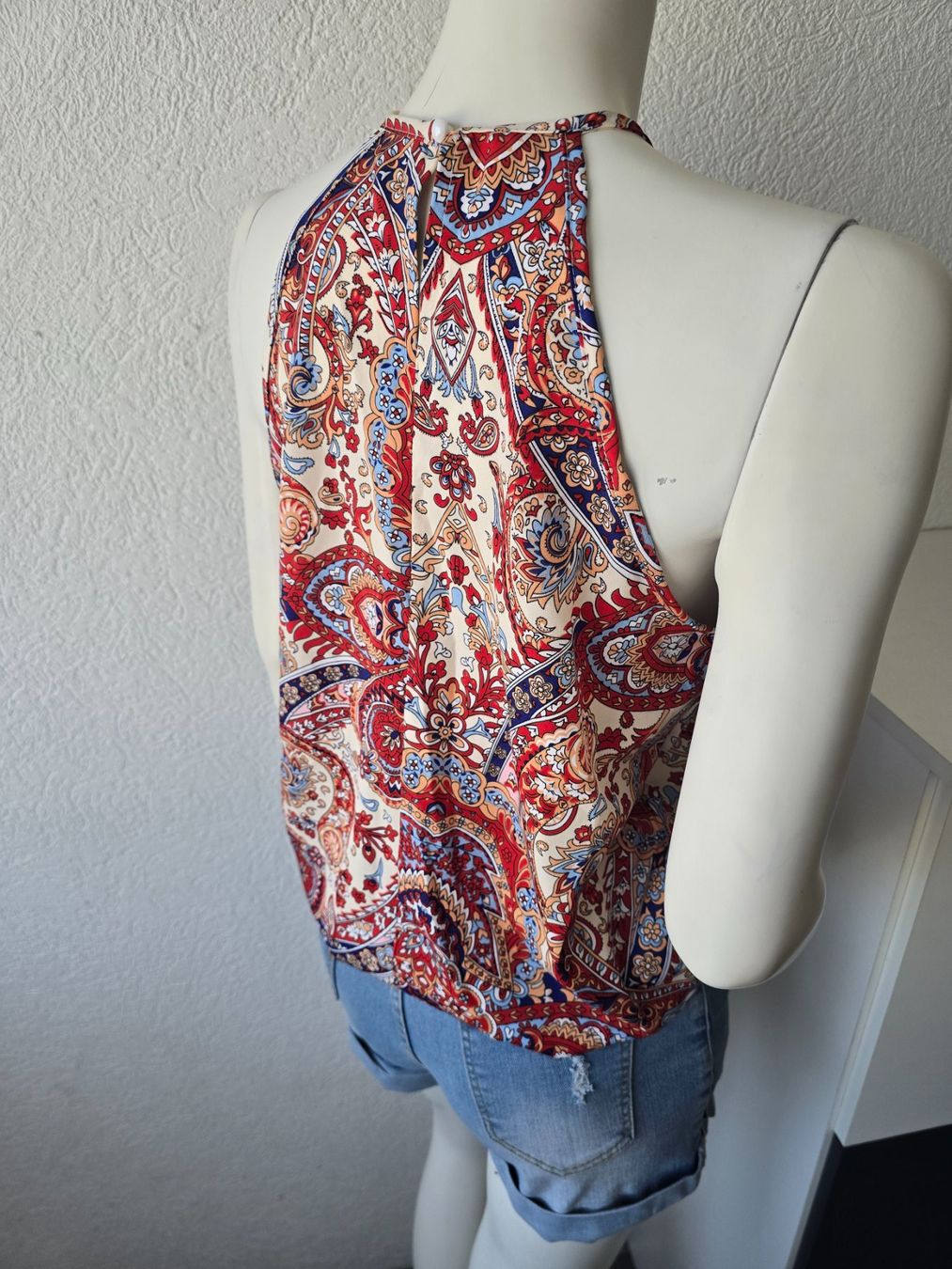 Tops: Top "Bandanas" T-M Neuf – Neuf avec emballage d'origine à Les Verrières par kitel79 7