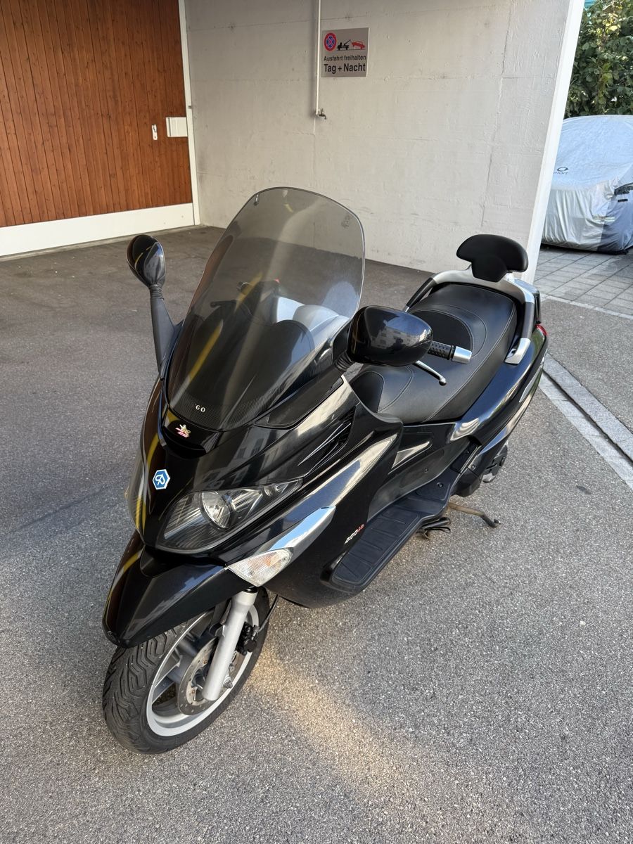 Piaggio Scooter: PIAGGIO X EVO 400 I.e. (AB MFK) – Difettoso da Winterthur venduto da Fabio_46 9