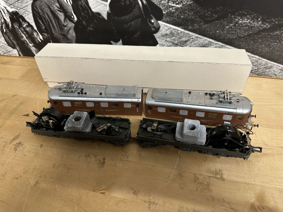 Modelleisenbahnen: Modelleisenbahn LoK BLS 271 – Defekt aus Ebikon von Gaenggeliwaar 7