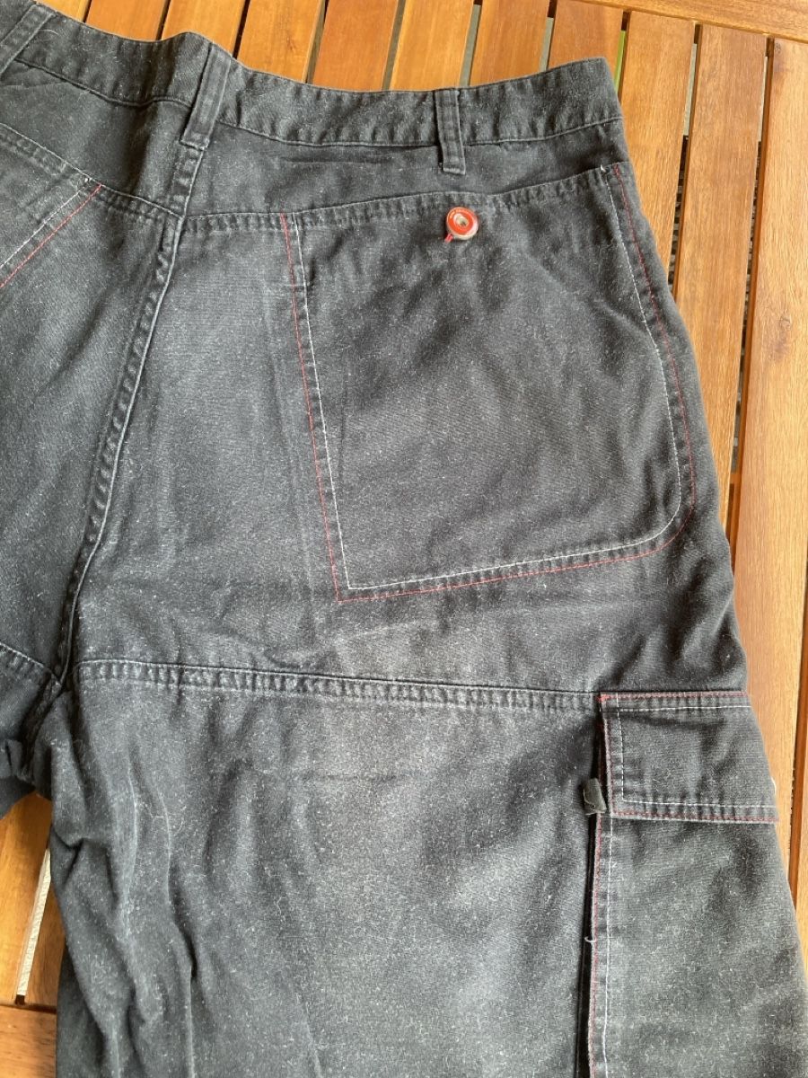 Nike Hosen: Short Jordan jeans – Gebraucht aus Hombrechtikon von Steph. 3