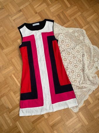 Jolie Robe Courte Gr. XS