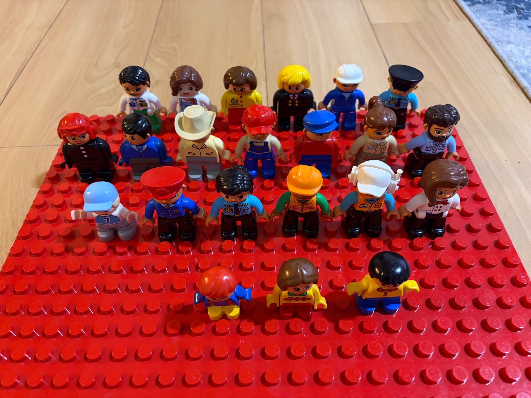 Lego Giocattoli: Lego Duplo Figuren – Usato da Wetzikon ZH venduto da wilmaa.1 2