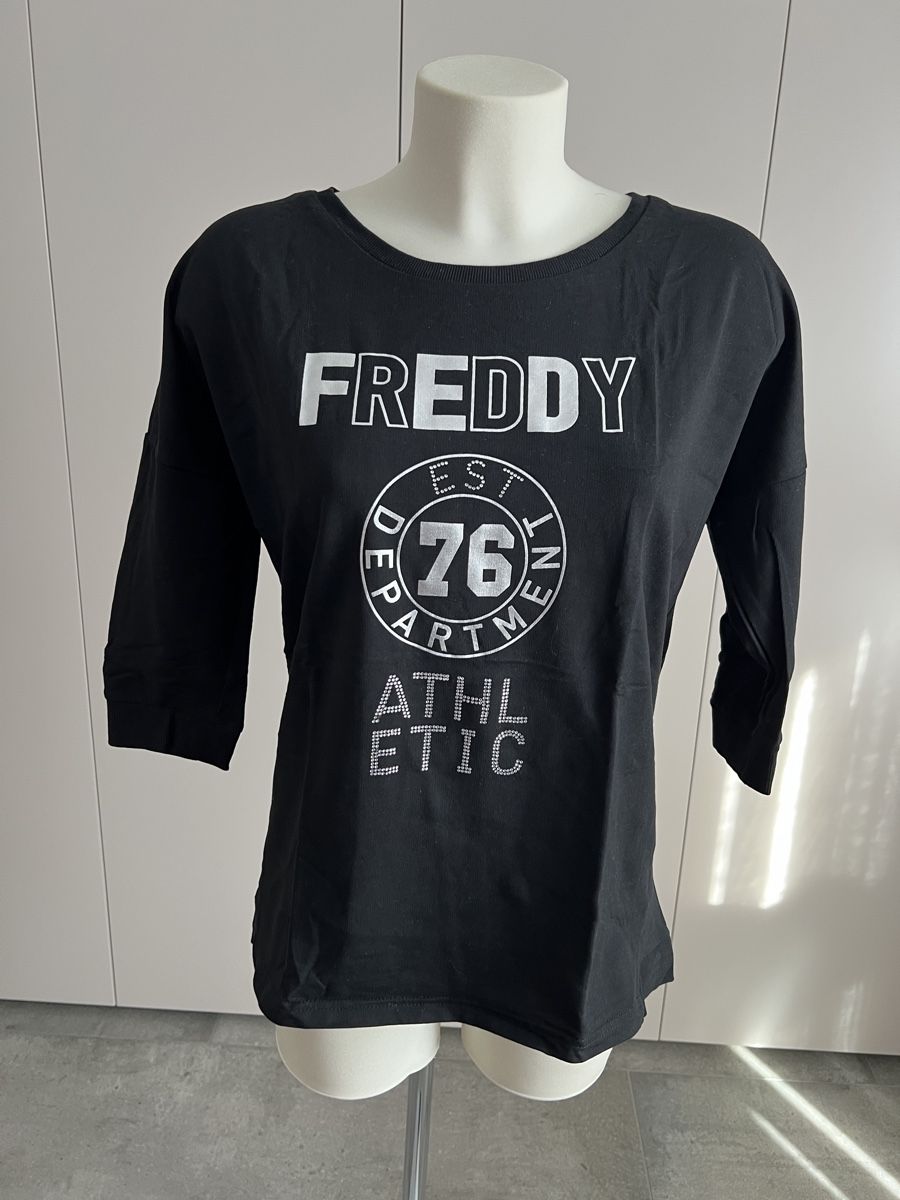 Freddy T-shirt: Freddy Black Long Sleeve Top - Size Medium - Excellent! – Nuovo (secondo la descrizione) da Cama venduto da UnleashdByAna