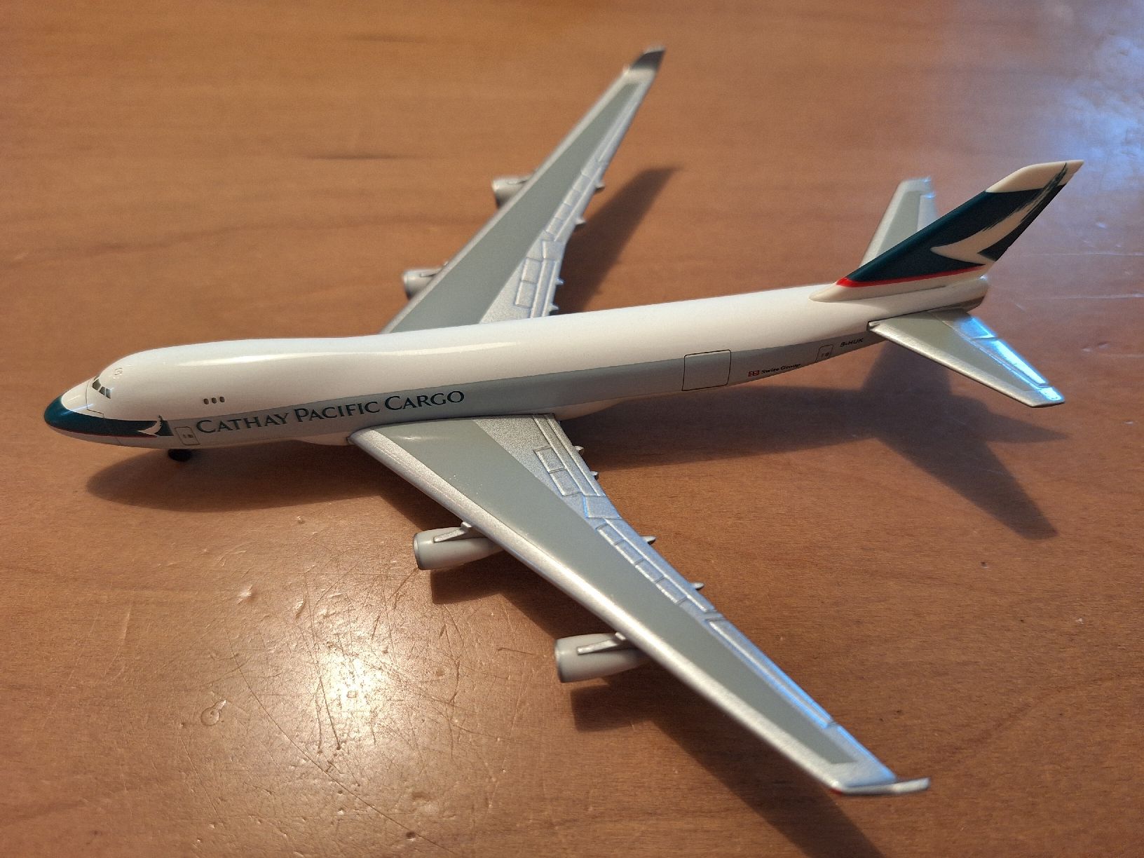 Boeing Kit di modellismo & Modellini statici: Cathay Pacific B747-400F 1:500 B-HUK – Usato da Sargans venduto da nicsam1815 1