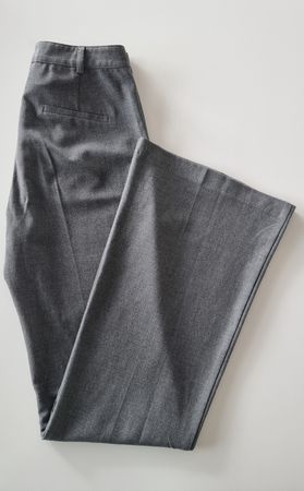 Graue Stoffhose, Grösse M