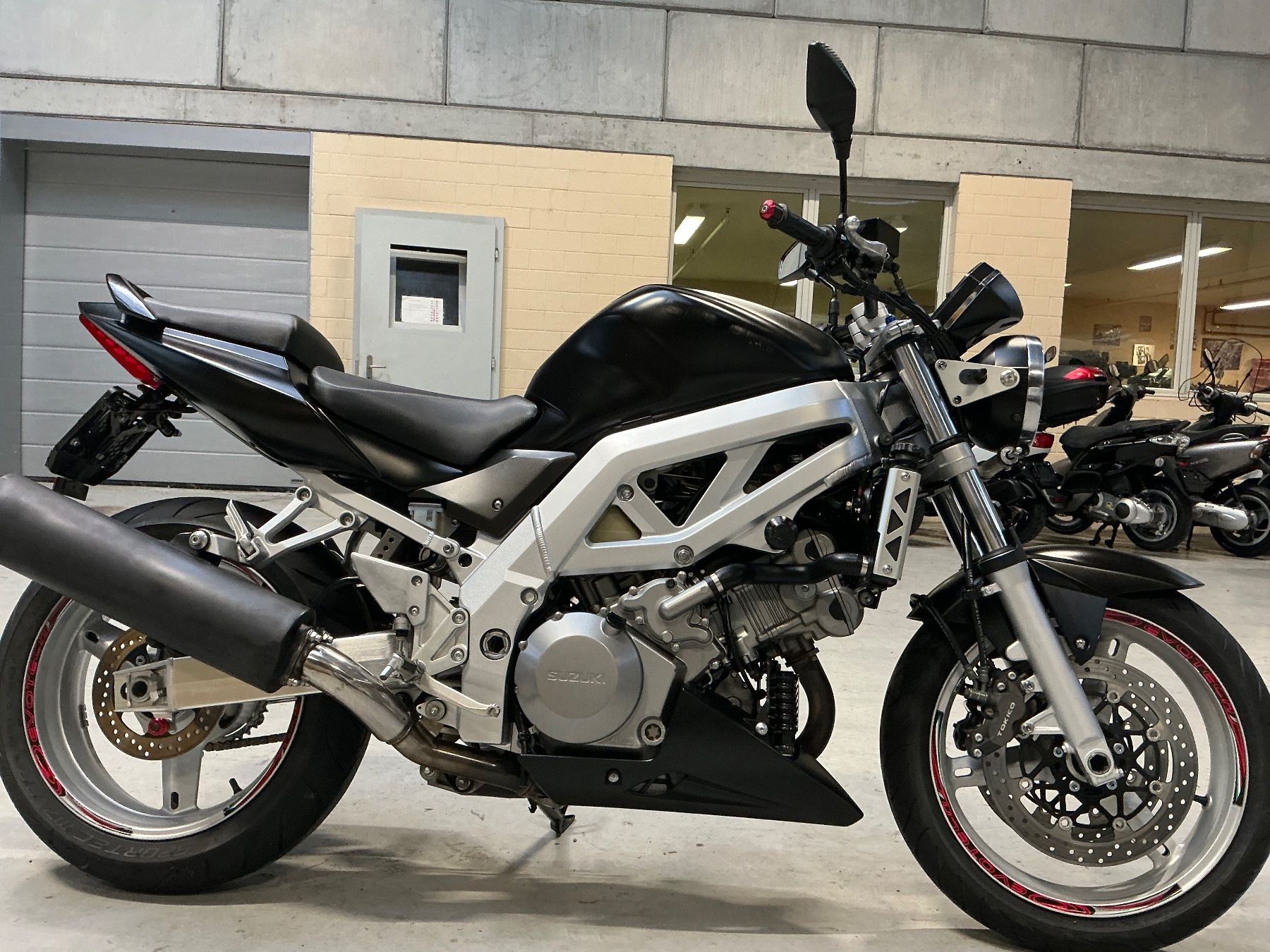 Suzuki Strada: Suzuki SV1000 – Usato da strengelbach venduto da Zoks 2