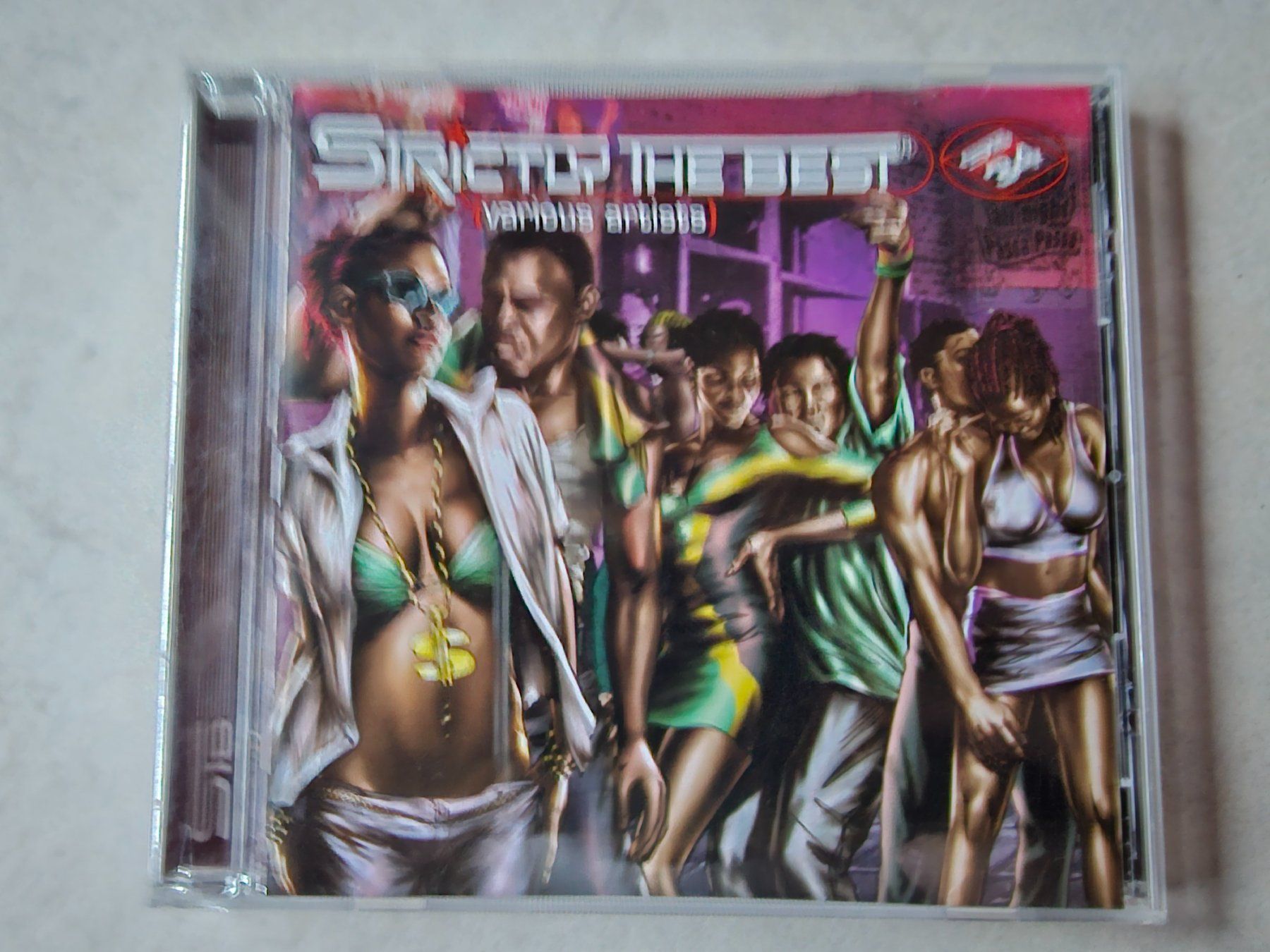 CD: Strictly The Best – Usato da Schneisingen venduto da backstore24