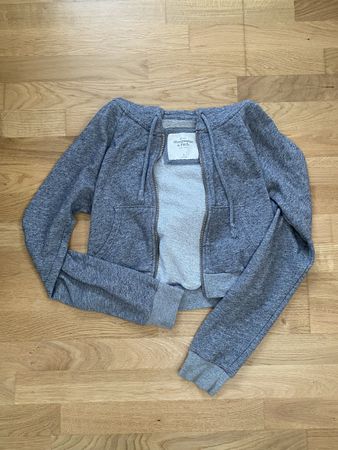 Coole Abercrombie & Fitch Zip-Jacke, grau, Gr. M